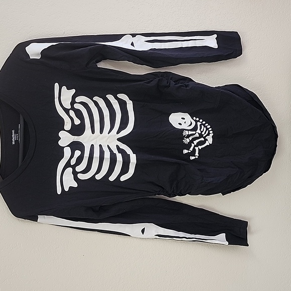 Motherhood Tops - MOTHERHOOD Maternity Black Skeleton TOP Tee Mommy Baby Graphic Halloween, Size M